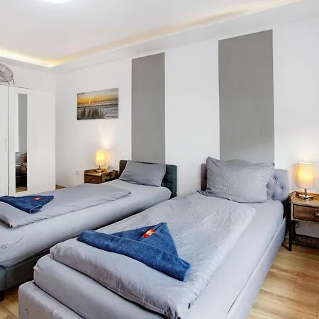 Tolle Nahe Suedstrand Apartment *